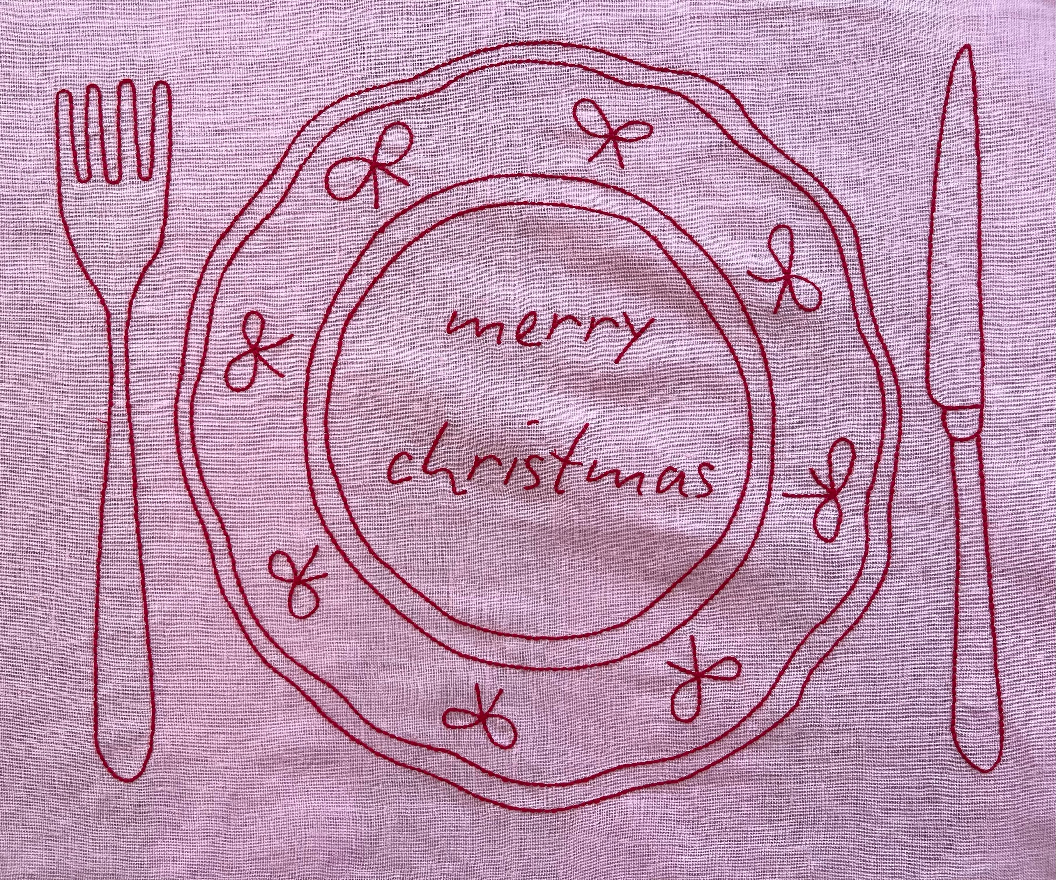 Merry Christmas Linen Placemat with plate design in Rose and Raspberry
