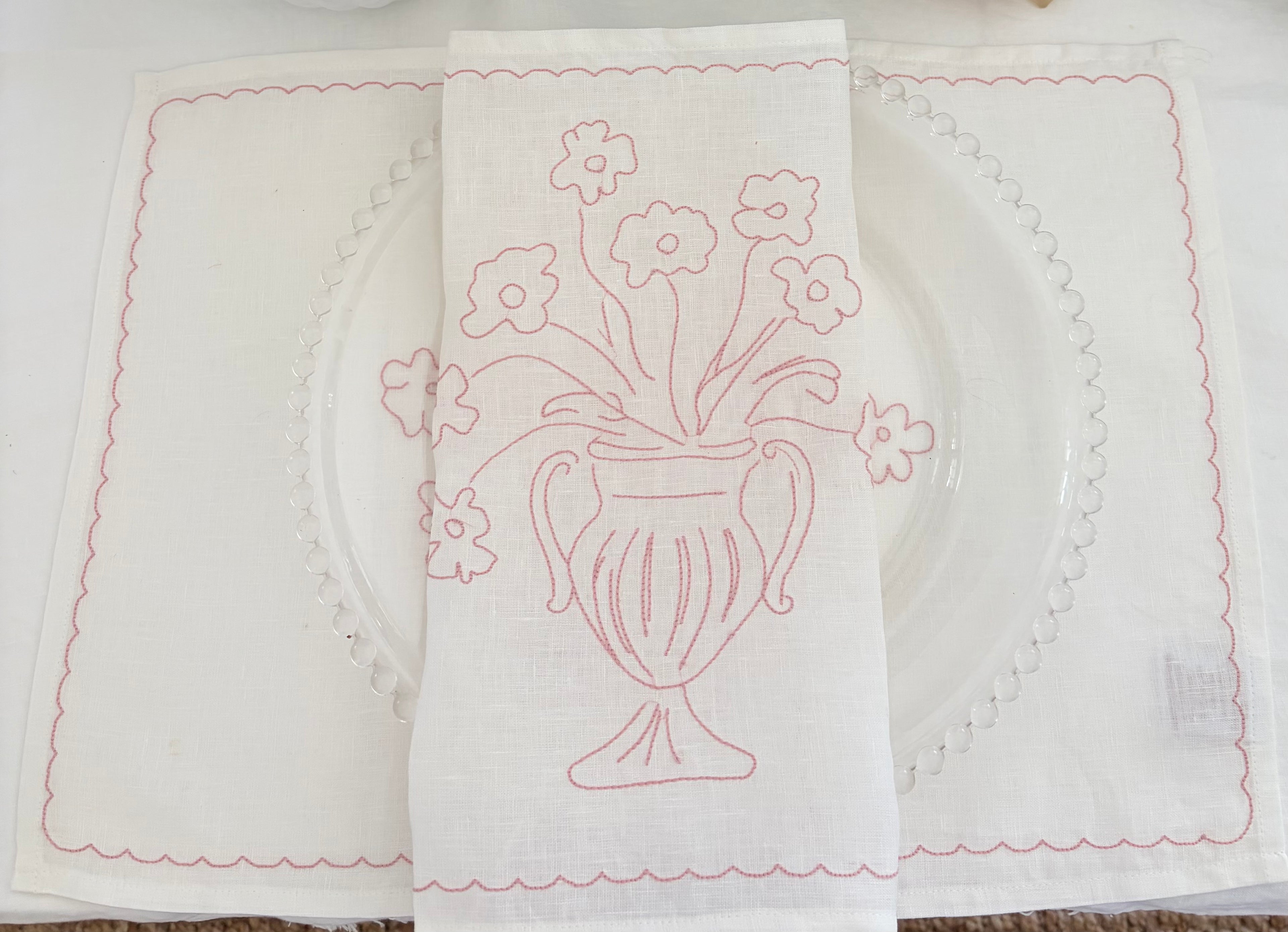Bloom Embroidered Linen Placemat - Rose Pink -Art Meets Linen - Little Nordic Sol