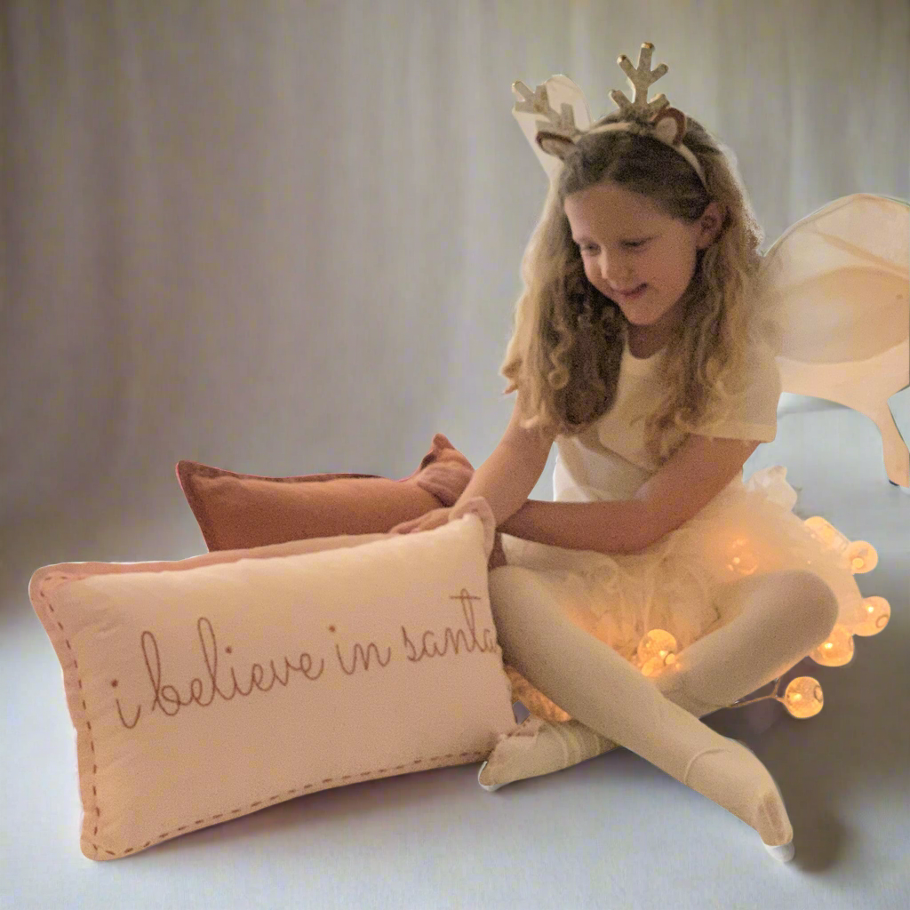 I believe in Santa - Cushion Pink