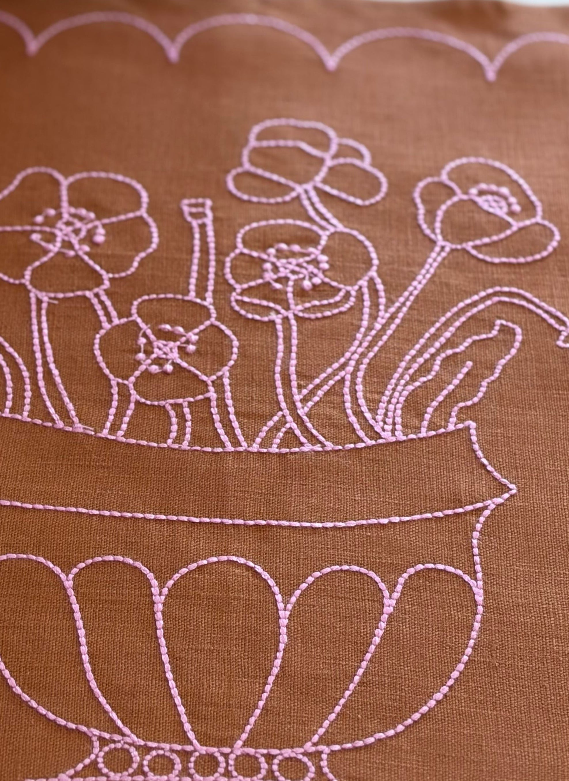 Placemat linen fabric with pink floral embroidery