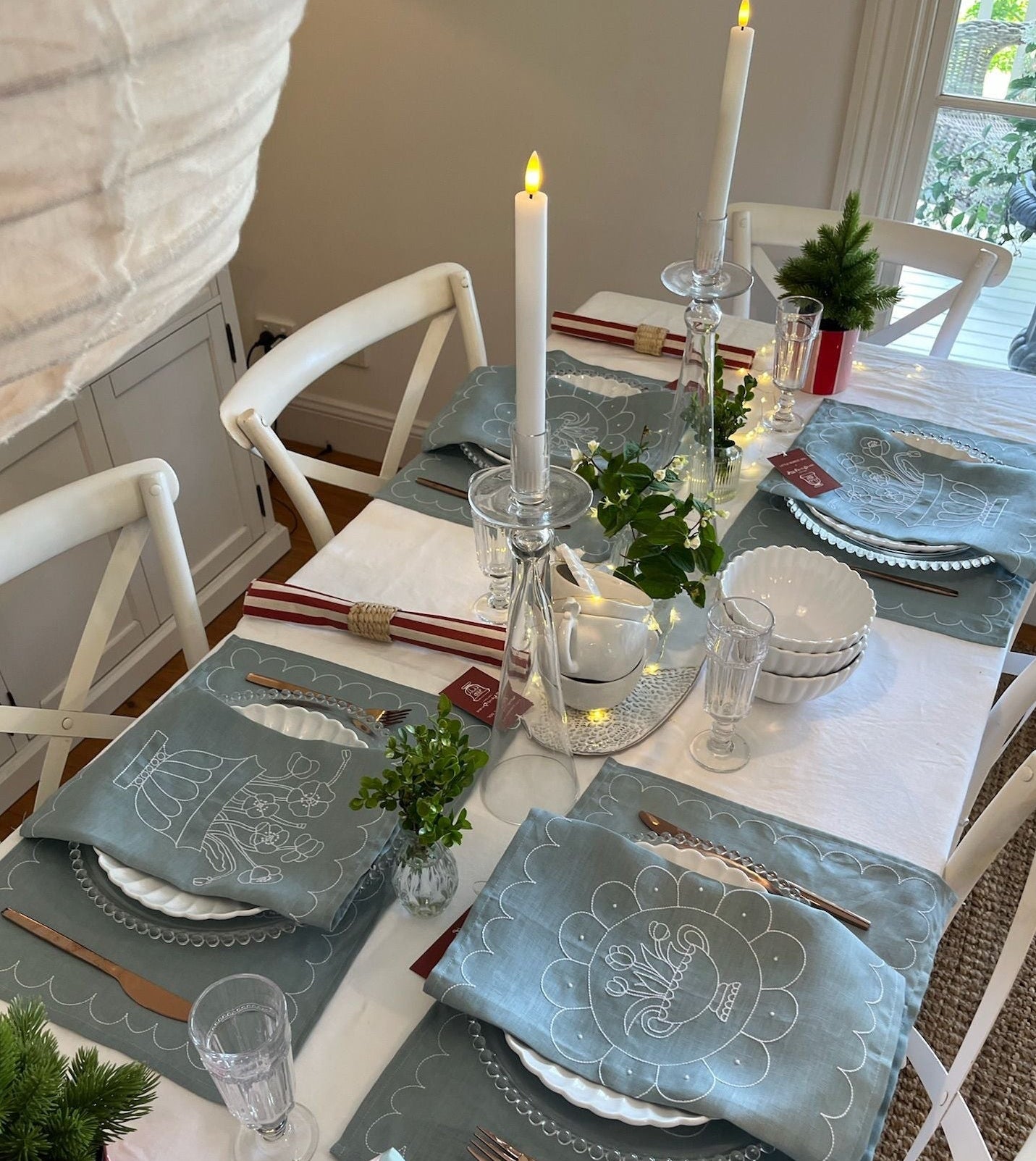 Tulip Plate Placemat -Blue and White